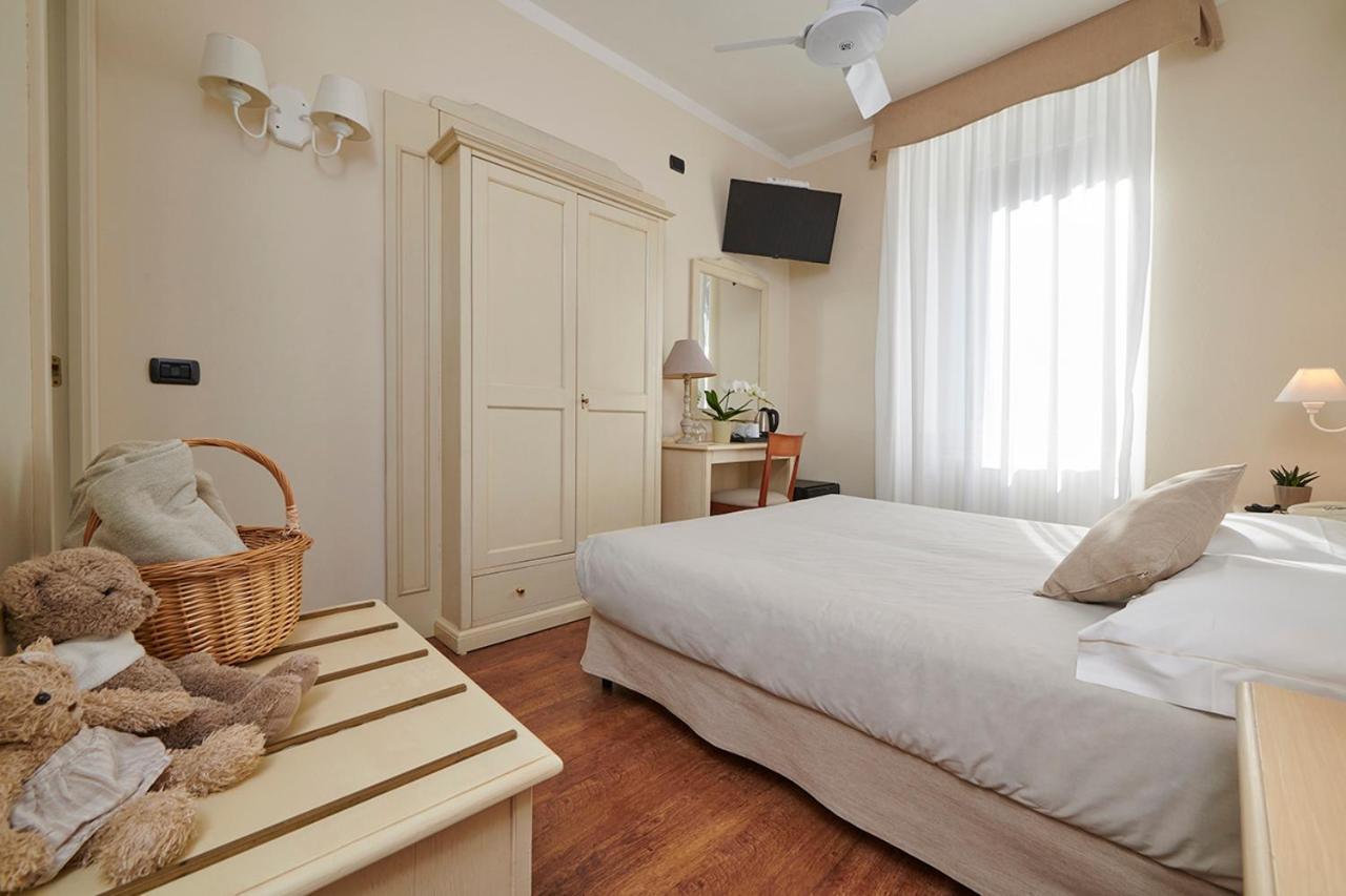 Hotel Villa Aurora Lezzeno Esterno foto